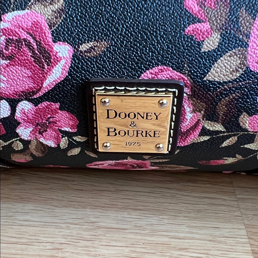 Dooney & Bourke - Black Cabbage Rose Duffle Travel Weekend Bag - Large - Picture 7 of 16